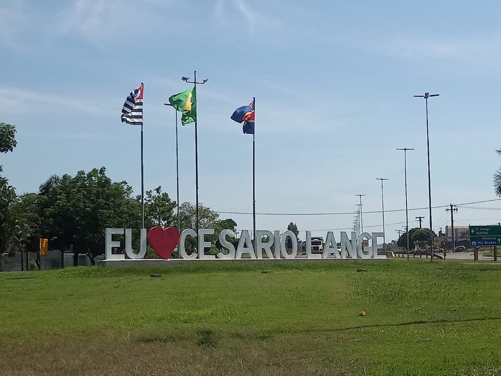 César de Lange: Uma Cidade de Tradição, História e Cultura